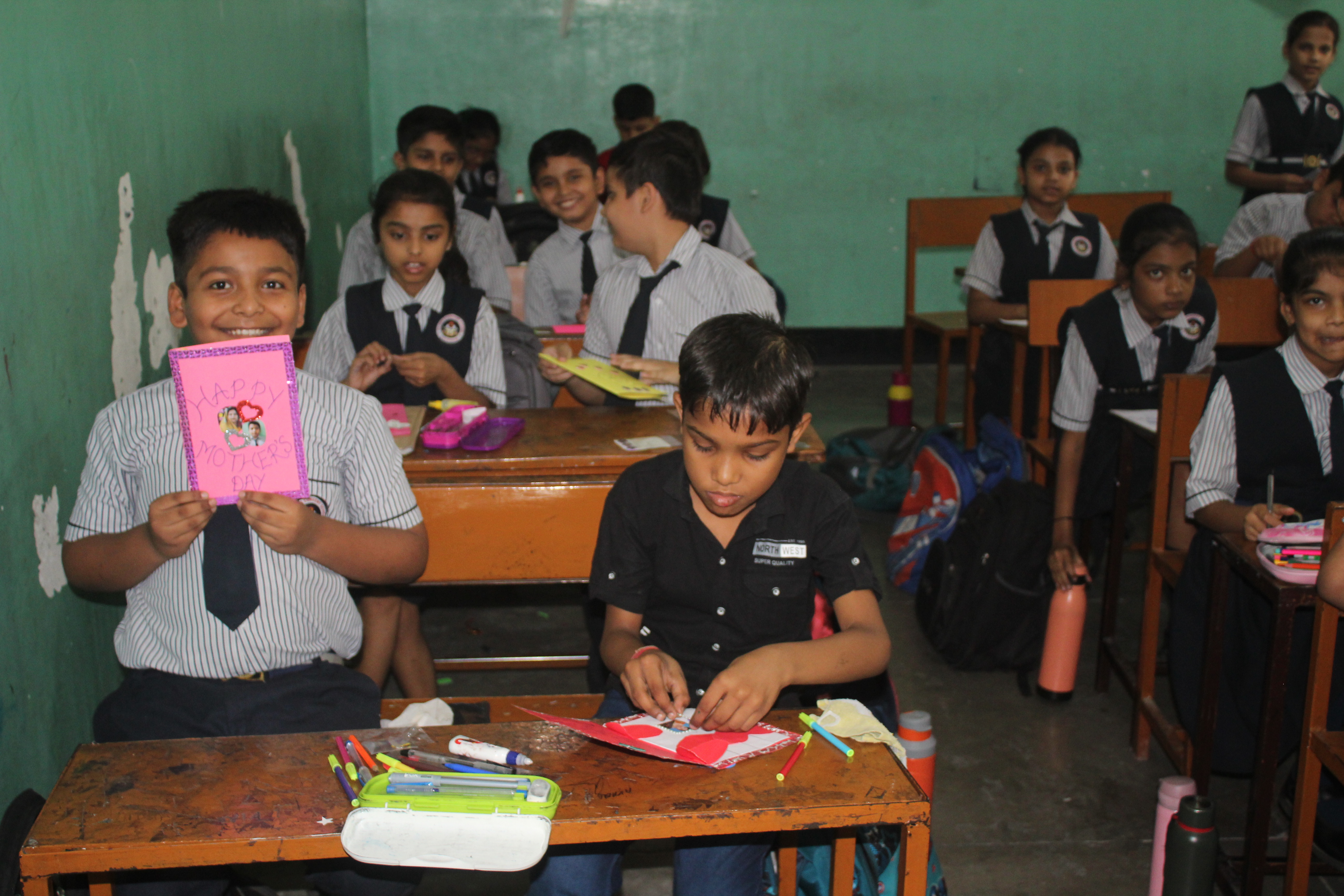 MOTHER'S DAY CARD MAKING COMPETITION