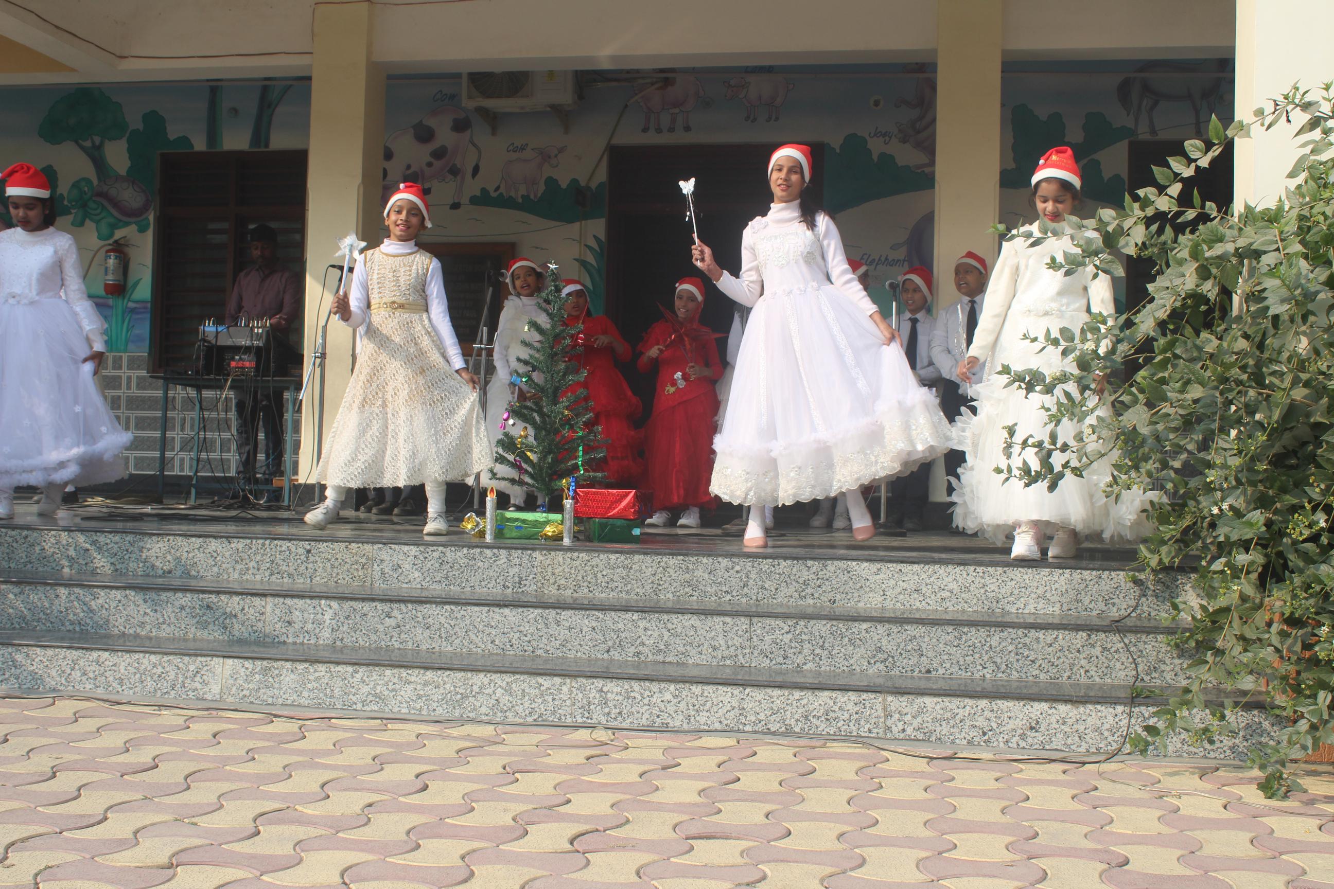 CAROL SINGING COMPETITION