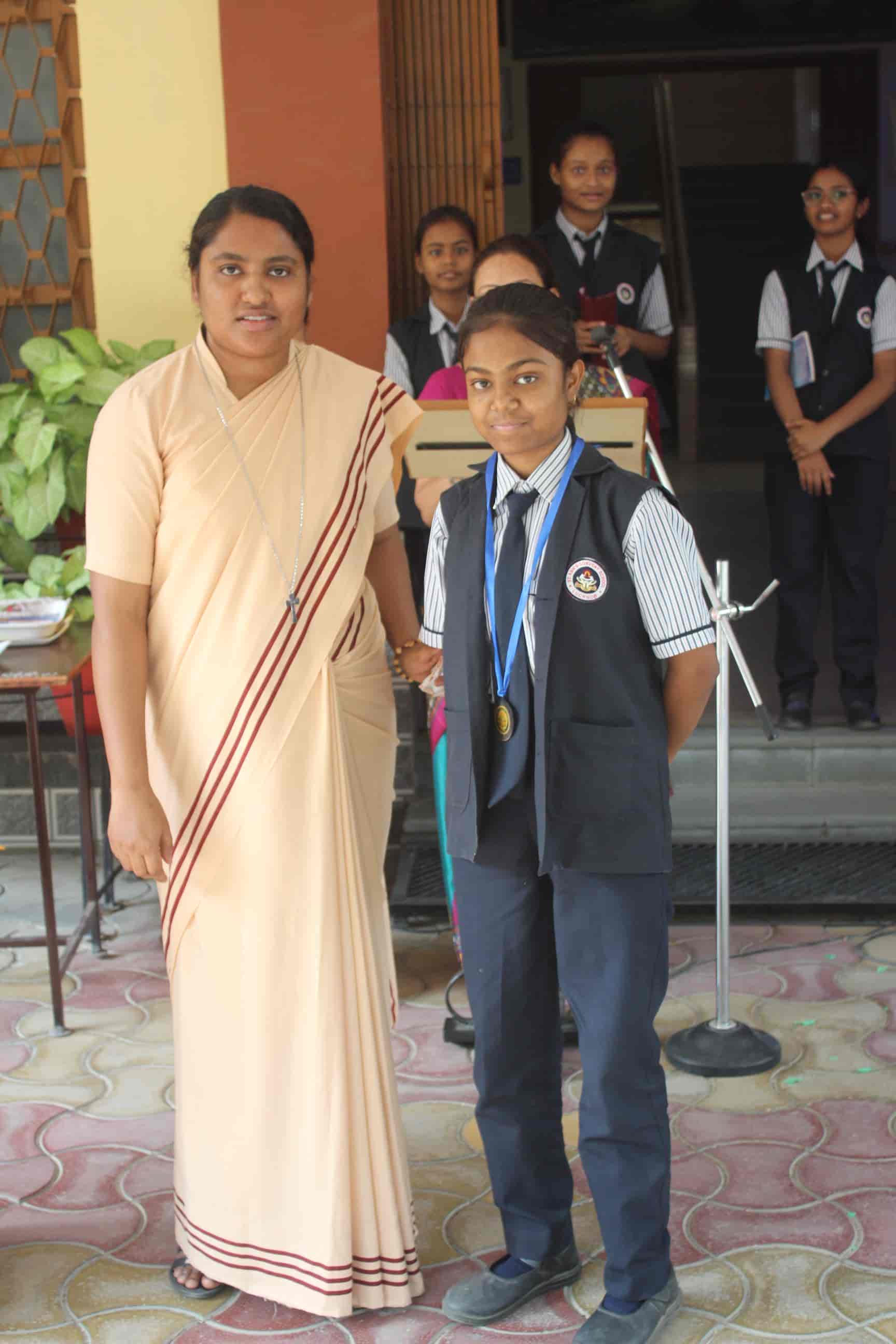 POETRY WRITING COMPETITION FOR CLASSES IX TO XI